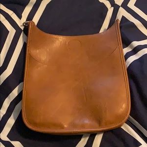 Social Threads Vegan Leather bag in Camel